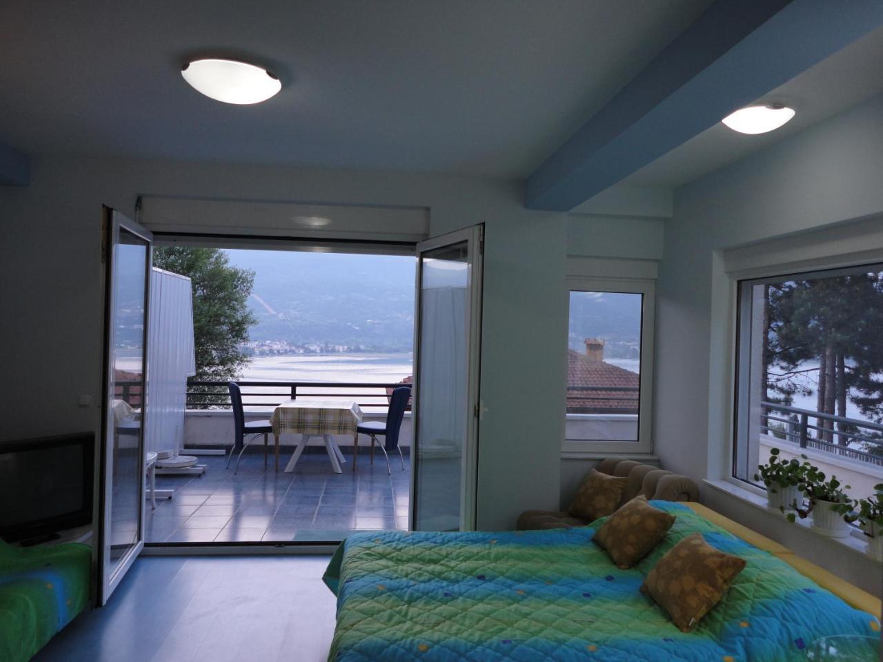 Accommodation J&T オフリド エクステリア 写真